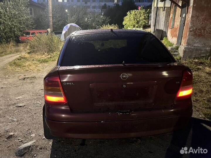 Opel Astra 1.6 МТ, 2000, 210 000 км