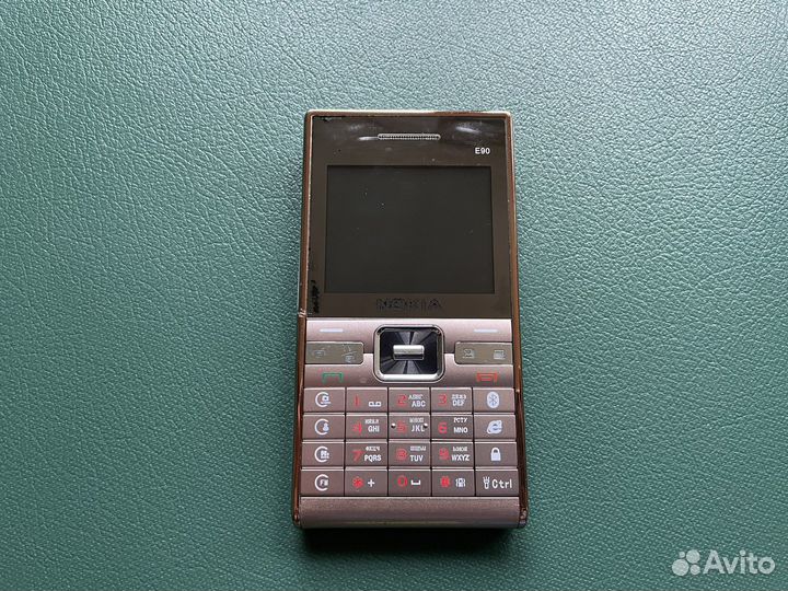 Nokia E90