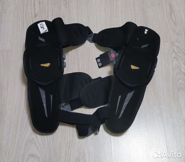 Наколенники Scoyco K17
