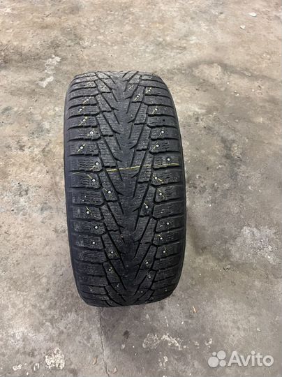 Nokian Tyres Hakkapeliitta 7 SUV 275/45 R20