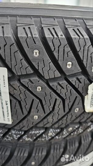 Yokohama IceGuard Stud IG65 215/60 R16 99T