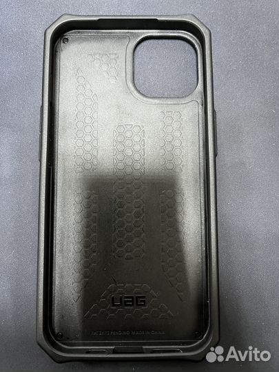 Чехол на iPhone 13