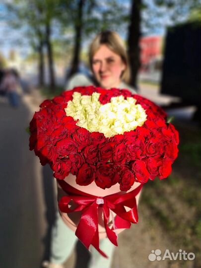 Цветы в коробке