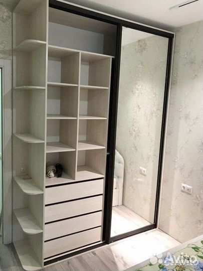 Шкаф купе в прихожую от фабрики
