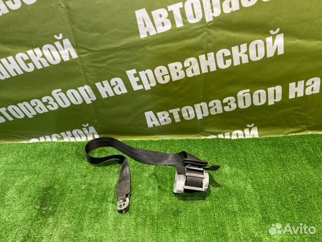 Ремень безопасности задний Nissan Skyline PV36