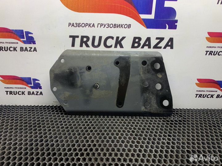 Кронштейн регулятора давления