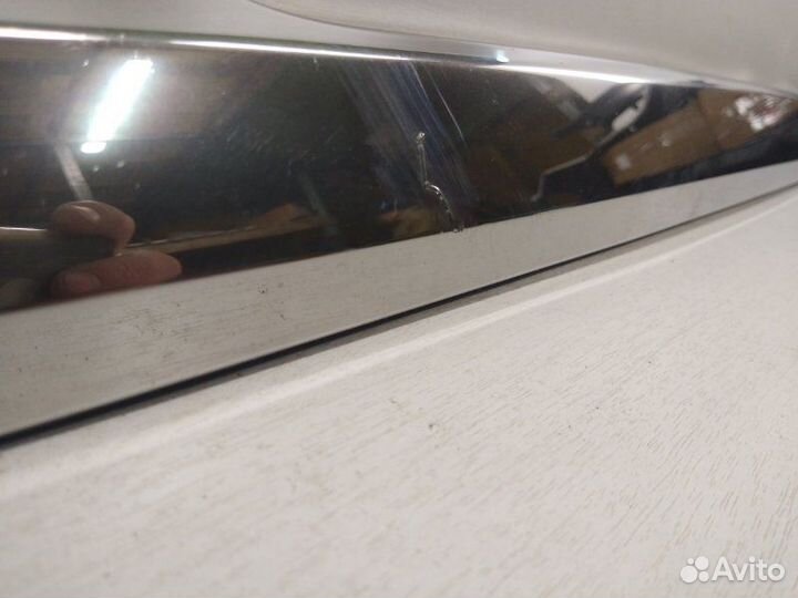 Накладка крышки багажника задняя Lexus Lx 3 C