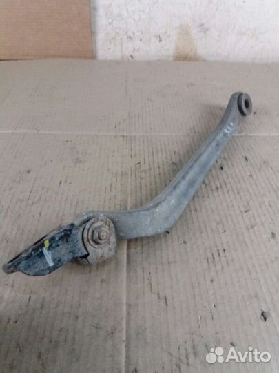 Рычаг подвески нижний задний правый Mercedes-Benz