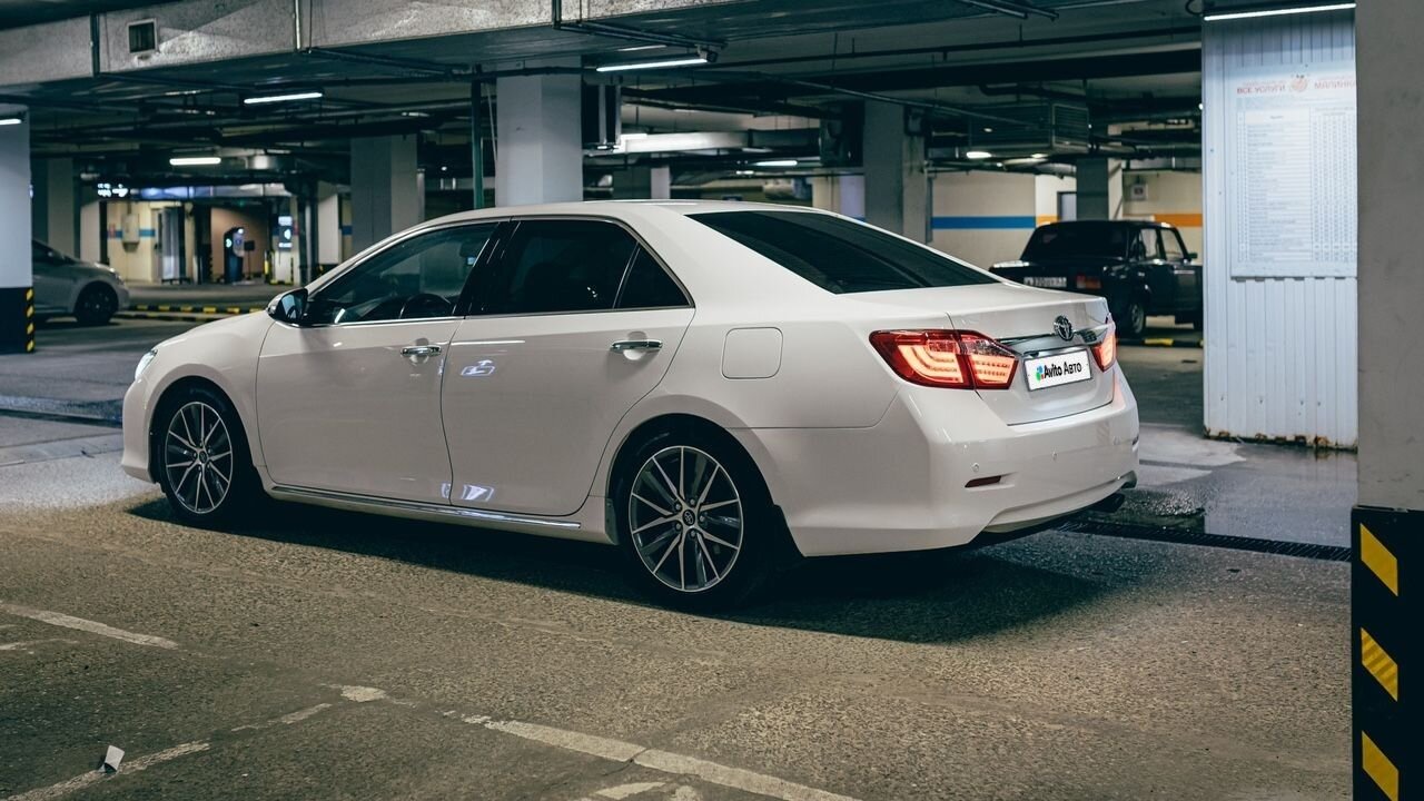 Toyota Camry: фото владельца