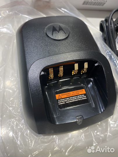 Зарядное устройство для рации Motorola