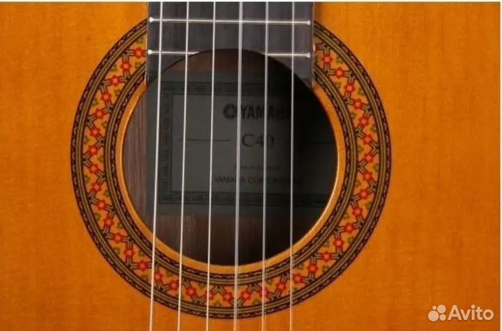 Классическая гитара yamaha c40