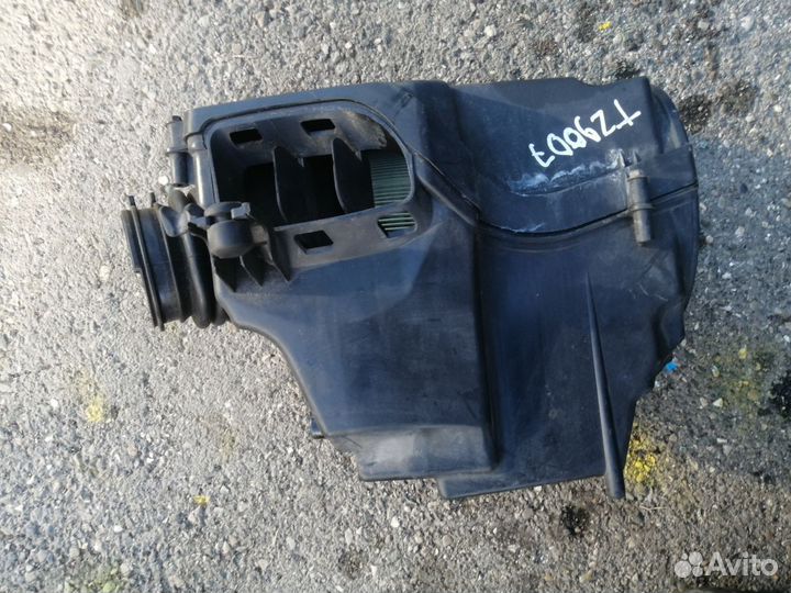 Корпус воздушного фильтра Ford Focus 2 1.6 рестайл