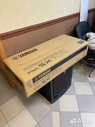 Синтезатор Yamaha PSR-SX700 В наличии