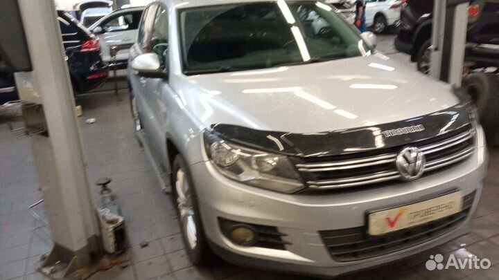 Volkswagen Tiguan 2.0 AT, 2016, 146 624 км