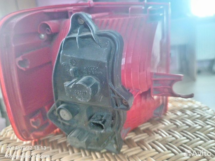 Фонарь задний на volkswagen touran