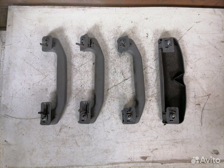 Ручка потолочная Nissan Primera P11 2.0 16V 1999