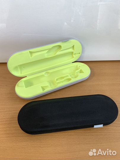Зарядный чехол для зубной щетки Philips