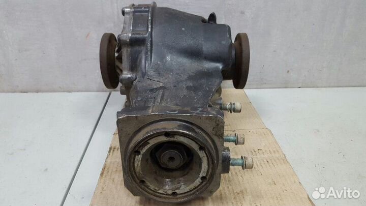 Редуктор Audi A8 D2 ABZ 4.2Л 1996