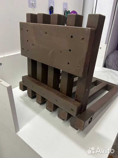 Складной стул настенный