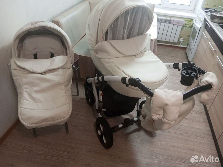 Продам коляску