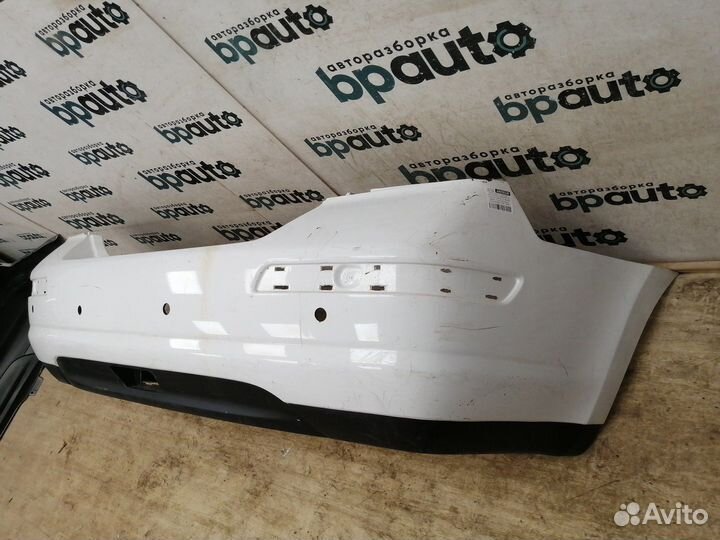 Бампер задний П, 85022-EM10H Nissan Tiida