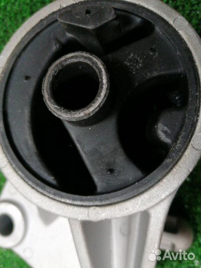 Опора подушка кпп двигателя Astra Zafira