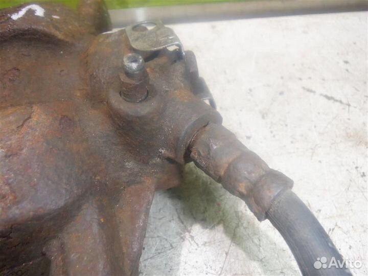 Суппорт передний левый Фиат Стило