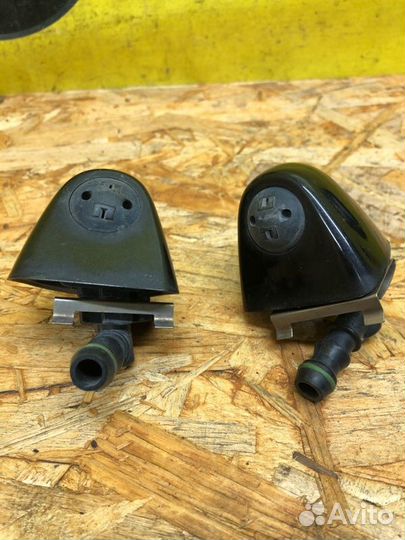 Форсунка омывателя фар Bmw X5 E53 N62 4.8I 2005