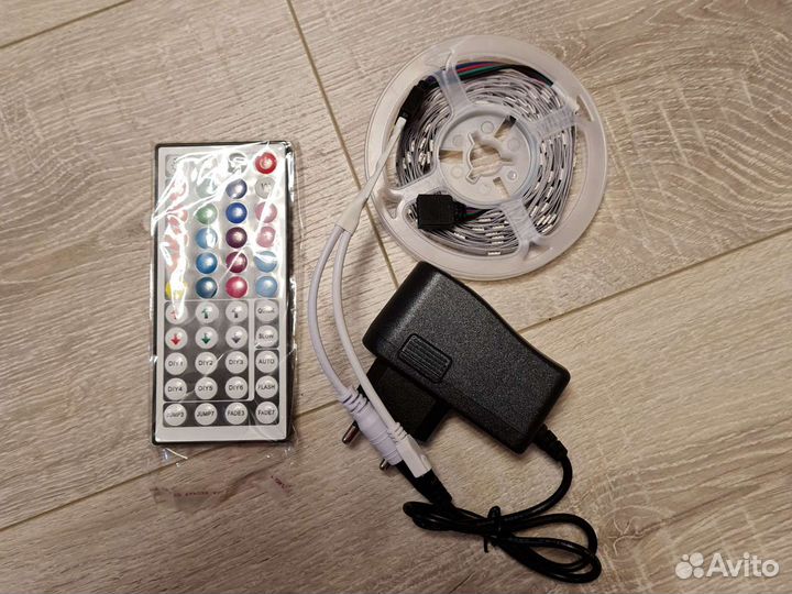 RGB лента 5м, комплект с блоком питания и пультом