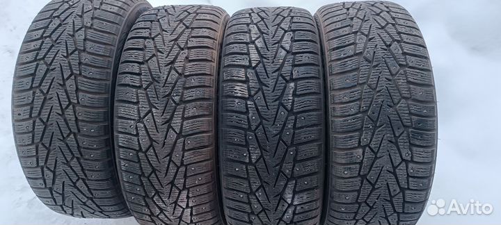 Nokian Tyres Hakkapeliitta 7 215/45 R17