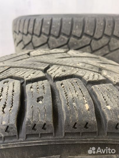 Pirelli Ice Zero 275/45 R20