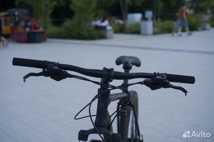 Горный велосипед Forward Disc 27.5 3.2