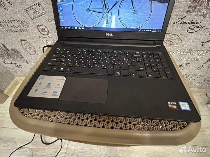 Ноутбук dell inspiron 15