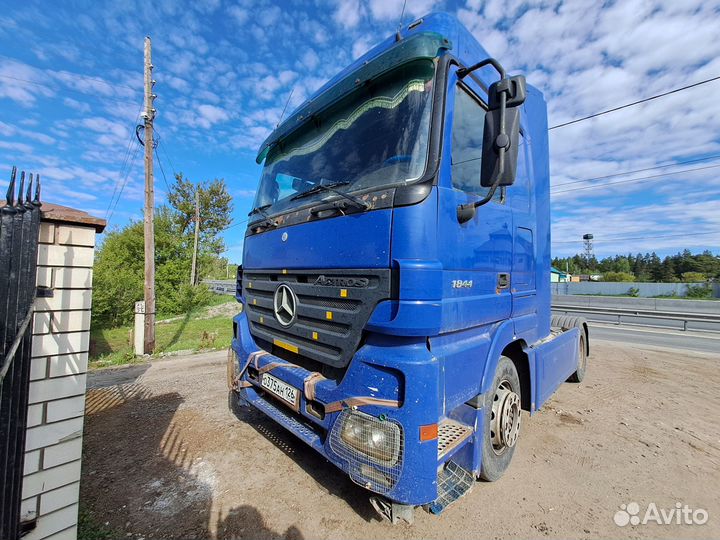 В разбор Mercedes-Benz Actros MP3 2011 год