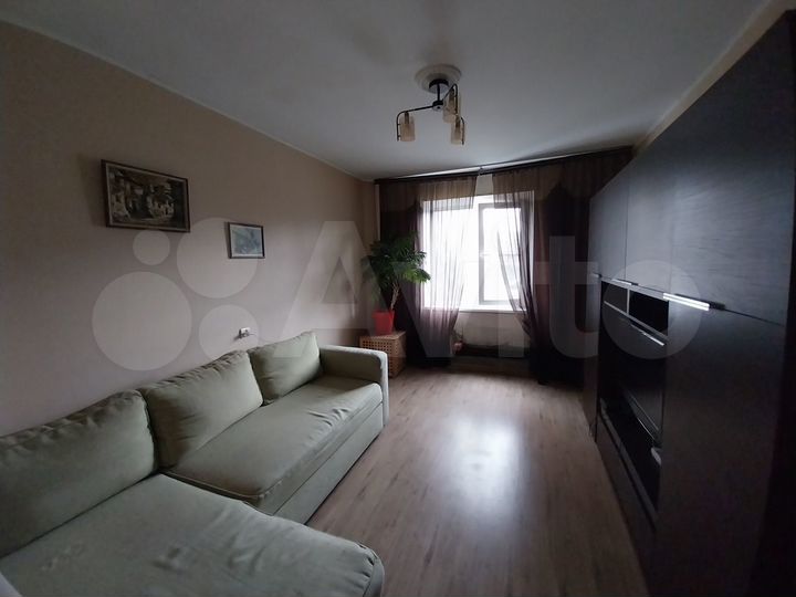 2-к. квартира, 56,7 м², 3/9 эт.