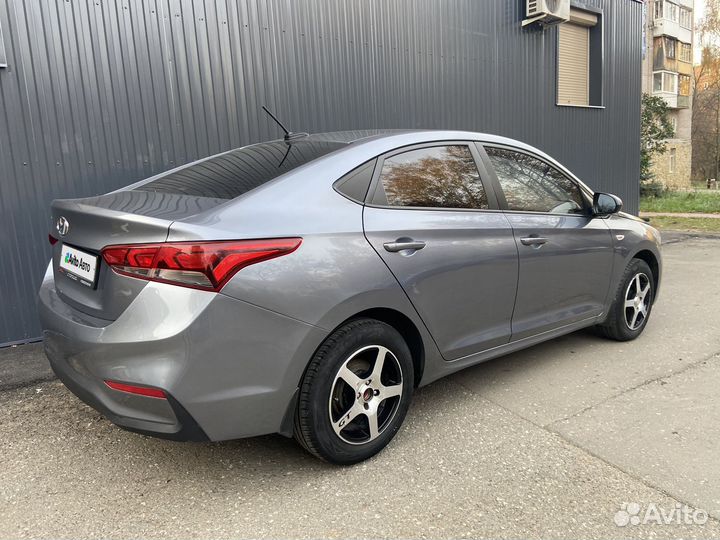 Hyundai Solaris 1.4 AT, 2018, 130 000 км