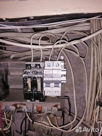 Электрик / Услуги электрика