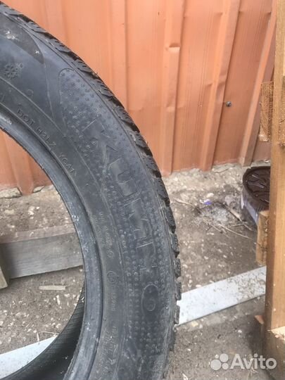 Kumho I'Zen RV Stud KC16 225/55 R18