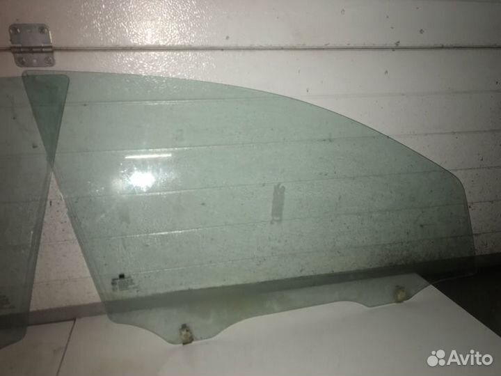 Стекло боковое переднее левое Chevrolet Aveo T250