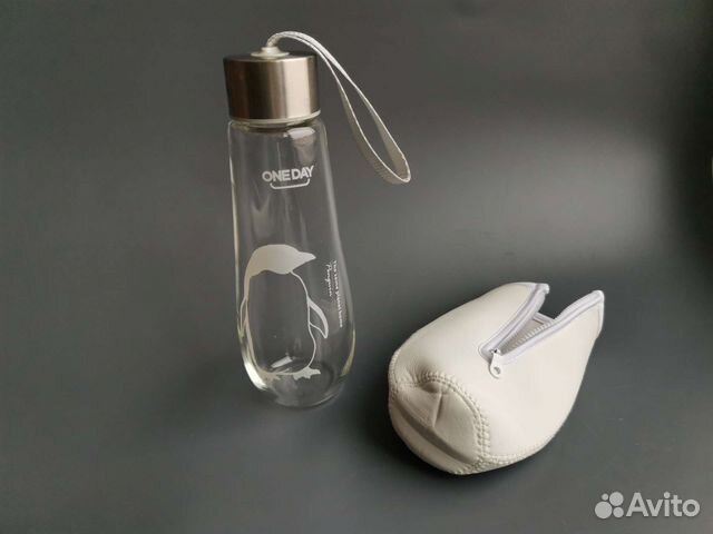 Спортивная стеклянная бутылка для воды с чехлом