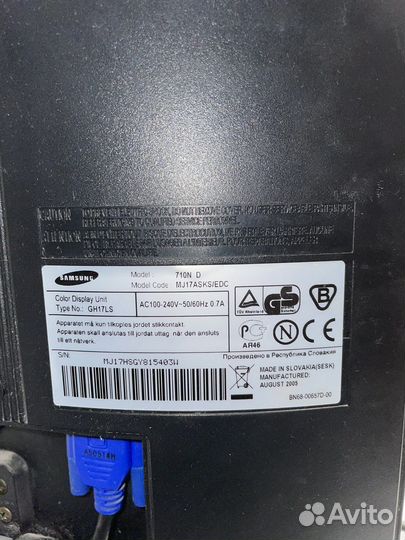 Монитор Samsung