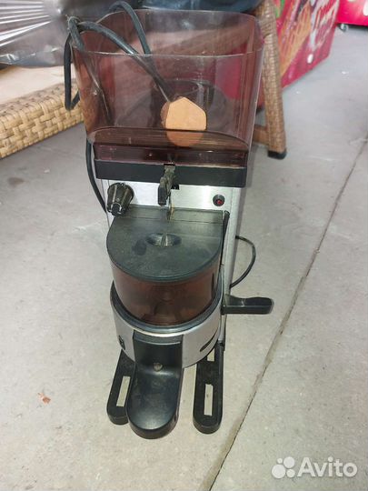 Кофемолка laCimbali Cadet