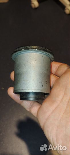 Сайлентблок для переднего рычага Sorento 1