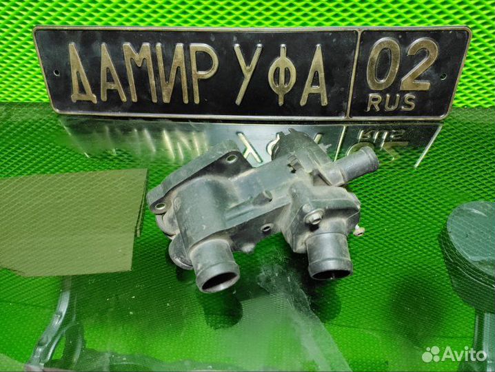 Крышка термостата Skoda Octavia