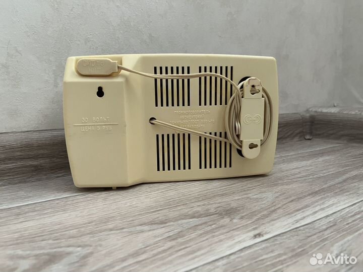 Радиоприемник СССР зенит-301