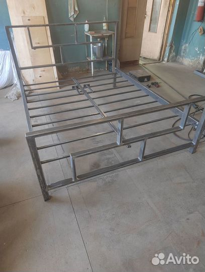 Кровать в стиле «лофт» из металла 160х200