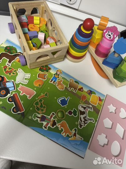 Развивающие игрушки пакетом