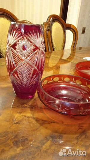 Хрустальный кувшин с крышкой