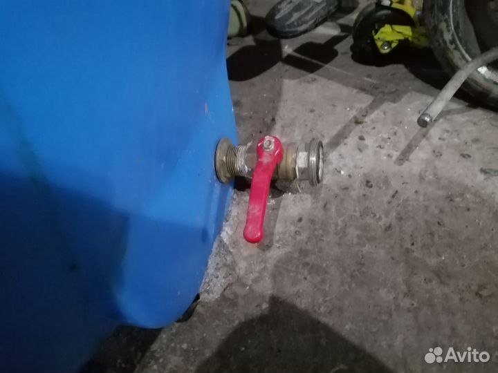 Емкость для воды