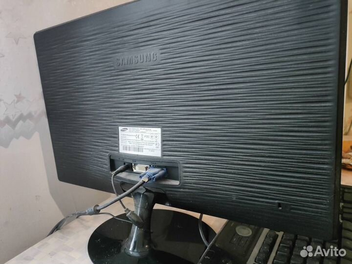 Samsung S24B300B
